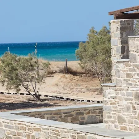 Golden Paros Chrisi Akti (Paros)